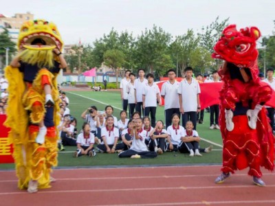 开云体育官网-摩洛哥选手搏命夺银，激情绽放领奖