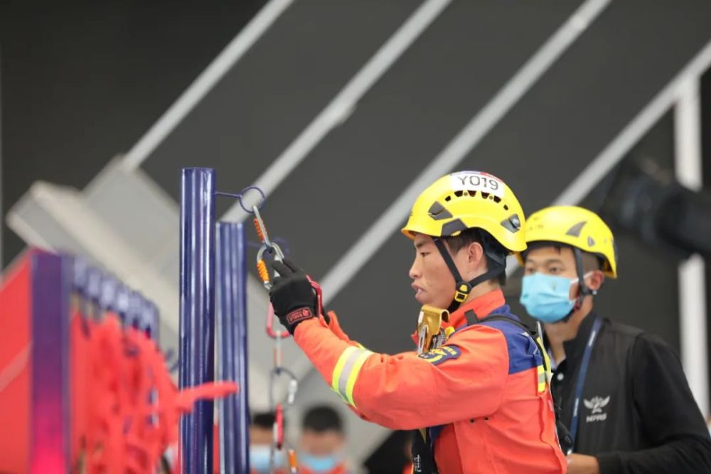 无路可退：欧洲战队奋勇争霸